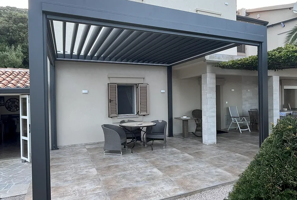 BIOKLIMATISCHE PERGOLA LABIN